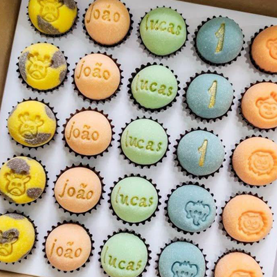 Animal-themed brigadeiros made for João